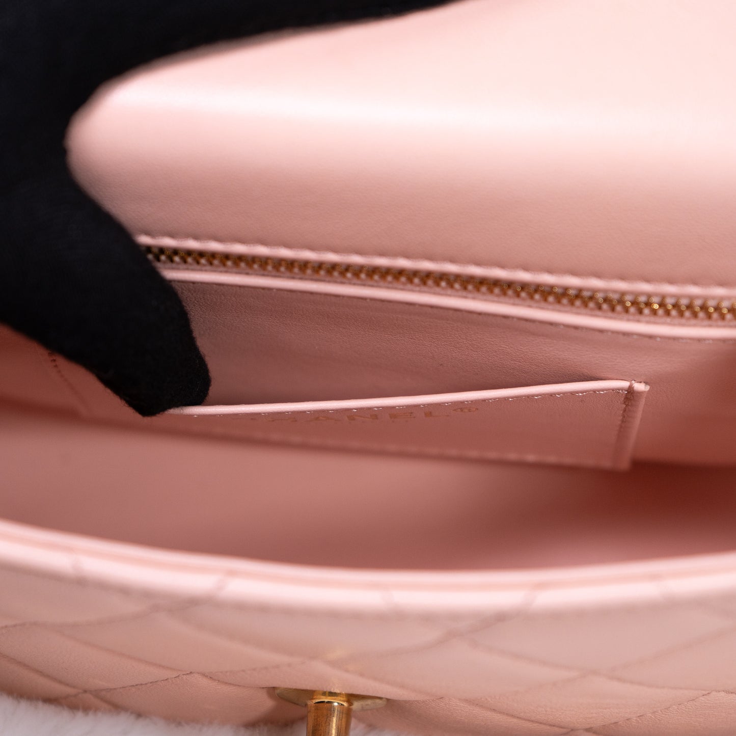 Chanel 24C mini Flapbag with Handle Light Pink
