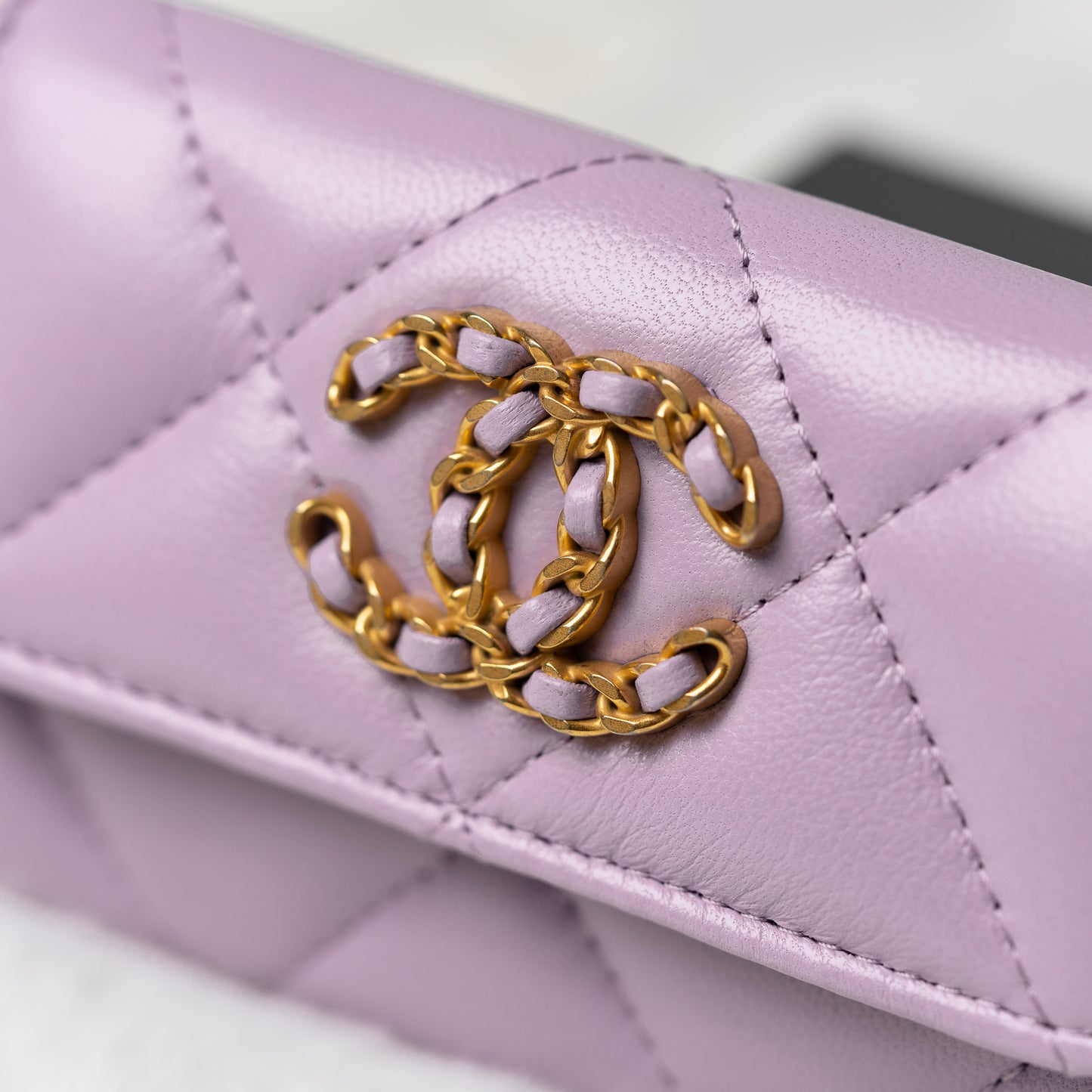 Chanel Flap Card Holder in Violet