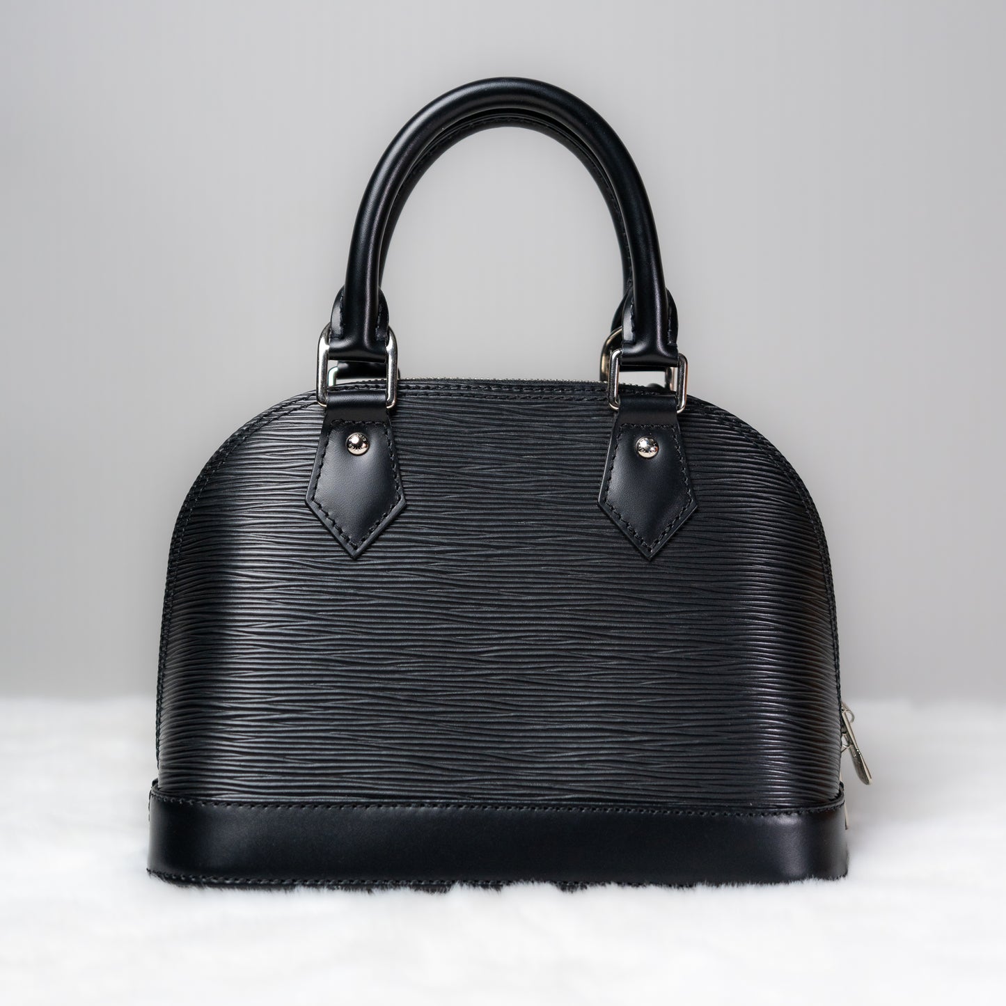 Louis Vuitton Alma BB Epi Noir