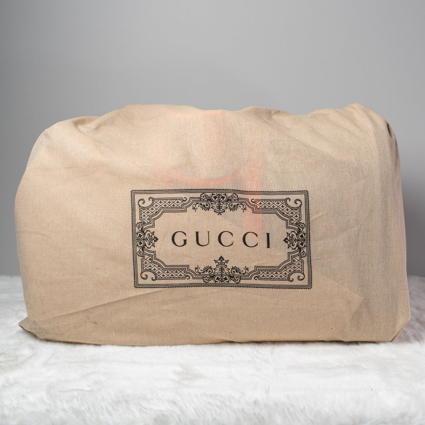 Gucci Savoy Medium Duffle Bag - Orange