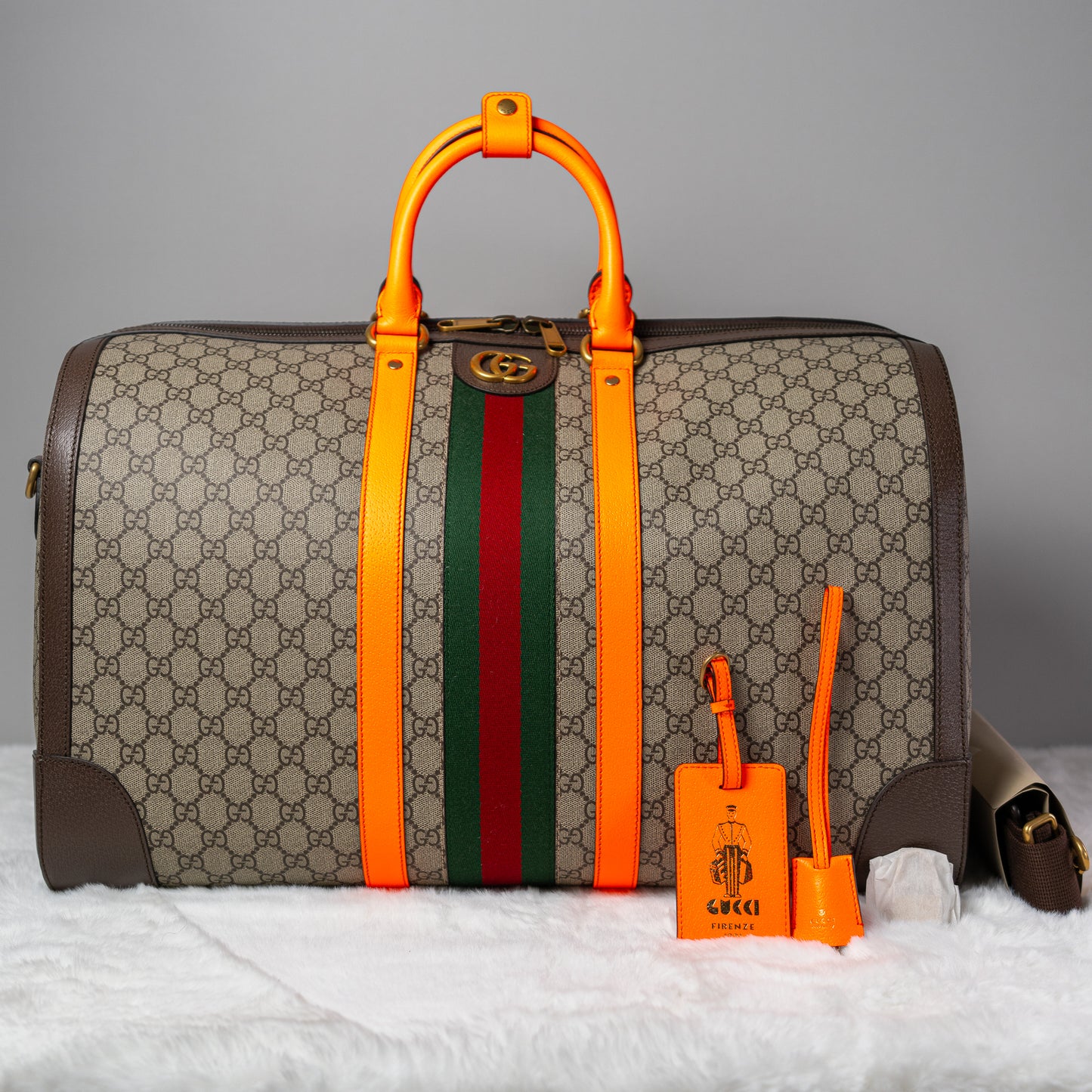 Gucci Savoy Medium Duffle Bag - Orange